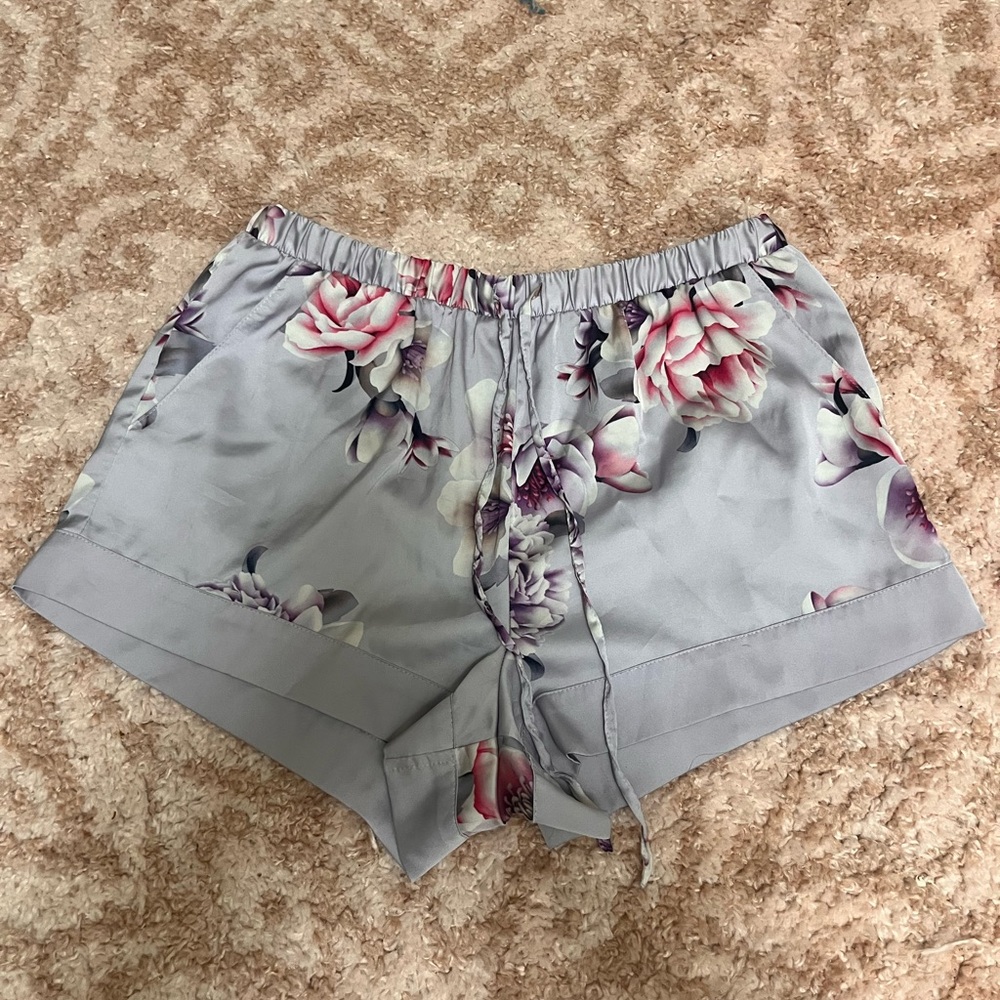 La Vie En Rose Floral satin Shorts